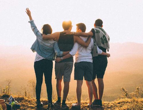 How to be a Better Friend: Simple Tips and Tricks for Strengthening your Bond