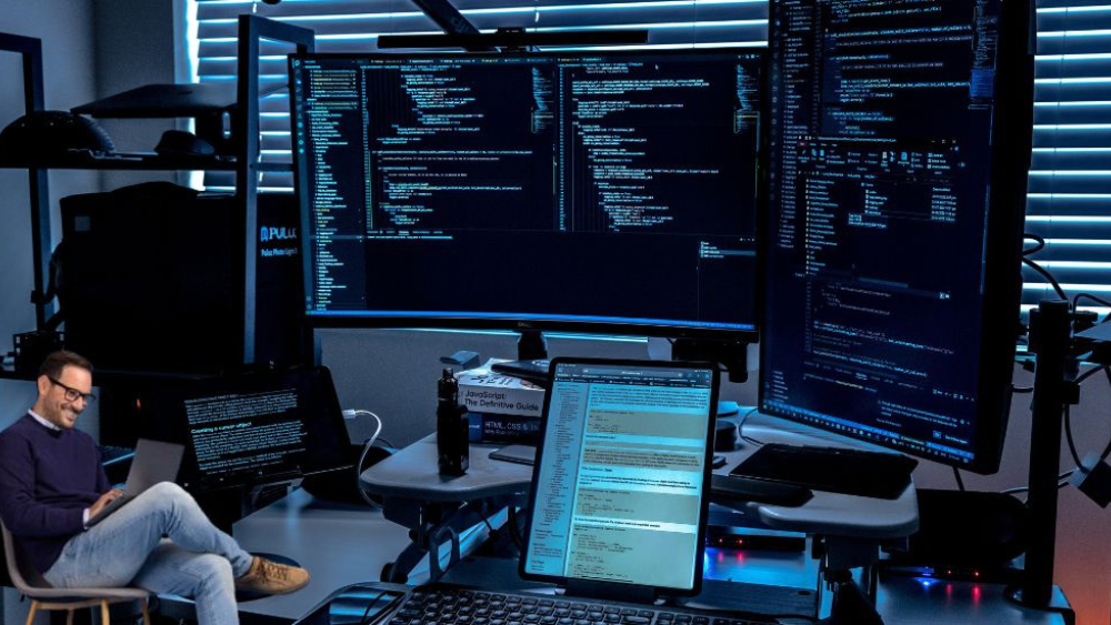 How to Get Into Cybersecurity: A 2025 Beginner’s Guide