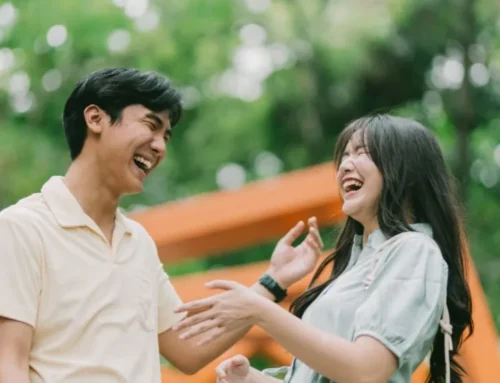 How to Make People Laugh? 6 Humorous Tricks are Discussed!